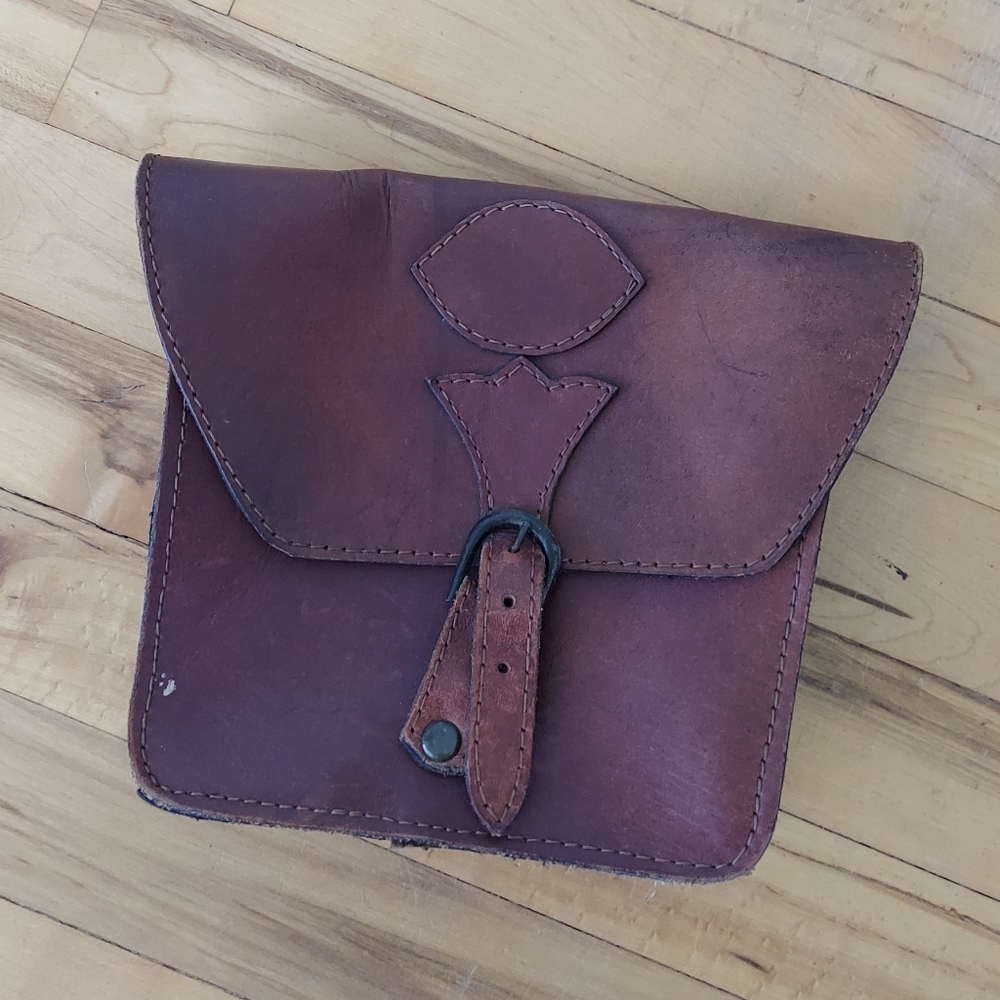 Vintage saddle bag purse (no strap)